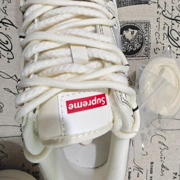 Nike x Stussy x Supreme Collaboration Sneakers - Picture 4 of 8